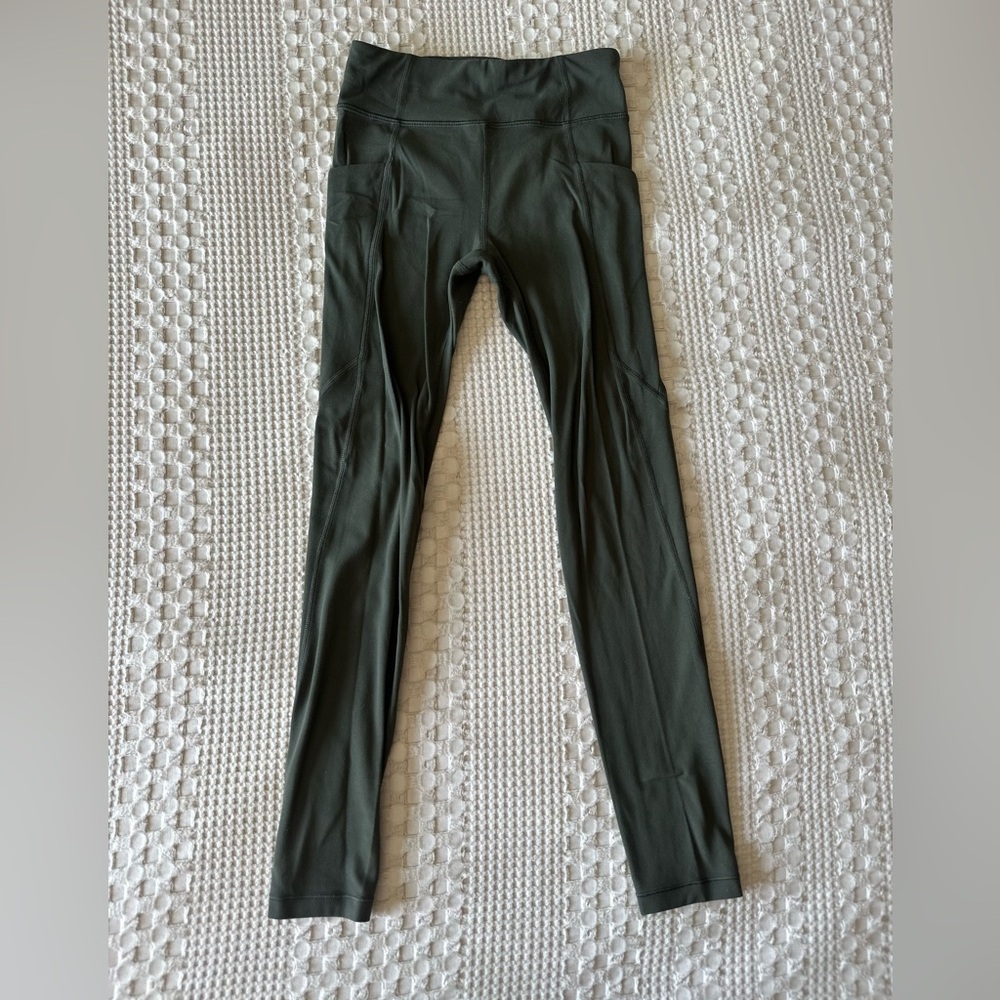 Athleta Girls High Rise Leggings Size M (8/10)